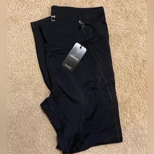 Allbirds Women’s Natural Leggings- black